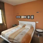 别墅 Casa Encantadora Con Piscina Privada En Riells, Ideal Familias Y Amigos - Hisp-7-1