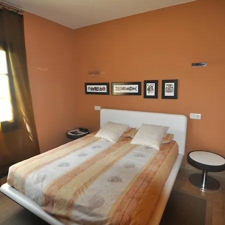 Villa Casa Encantadora Con Piscina Privada En Riells, Ideal Familias Y Amigos - Hisp-7-1