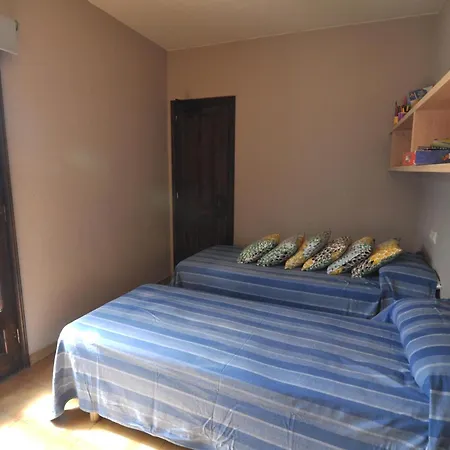 Casa Encantadora Con Piscina Privada En Riells, Ideal Familias Y Amigos - Hisp-7-1